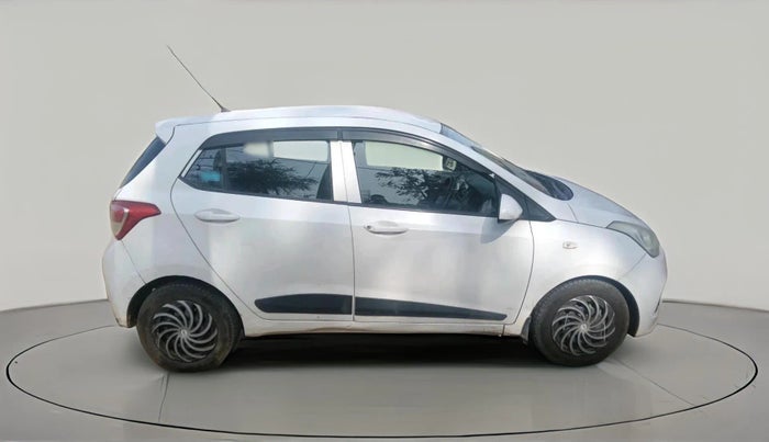 2015 Hyundai Grand i10 MAGNA 1.2 KAPPA VTVT, Petrol, Manual, 1,62,322 km, exterior