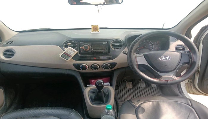 2015 Hyundai Grand i10 MAGNA 1.2 KAPPA VTVT, Petrol, Manual, 1,62,322 km, interior