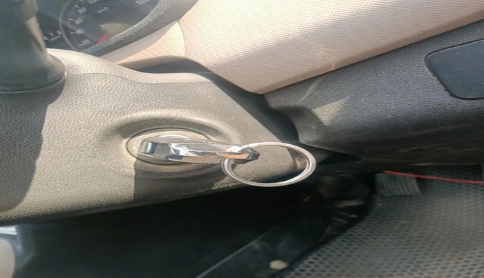 2015 Hyundai Grand i10 MAGNA 1.2 KAPPA VTVT, Petrol, Manual, 1,62,322 km, interior