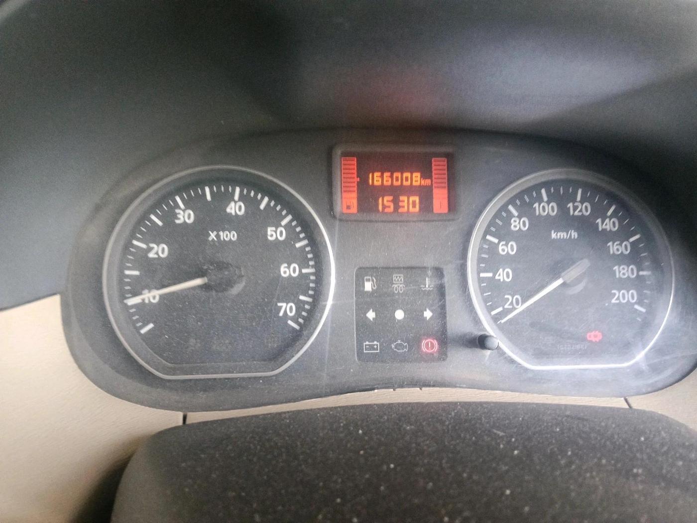 2014 Nissan Terrano XE (D), Diesel, Manual, 1,66,008 km, interior