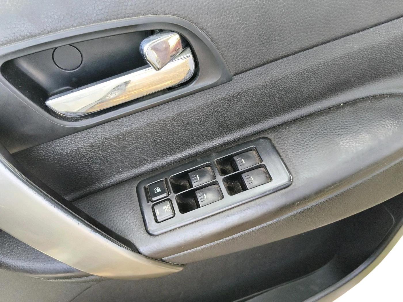 2017 Tata Safari Storme 2.2 EX 4X2, Diesel, Manual, 78,744 km, interior