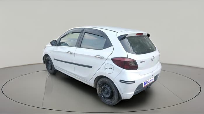 2018 Tata Tiago XE PETROL, CNG, Manual, 68,540 km, exterior