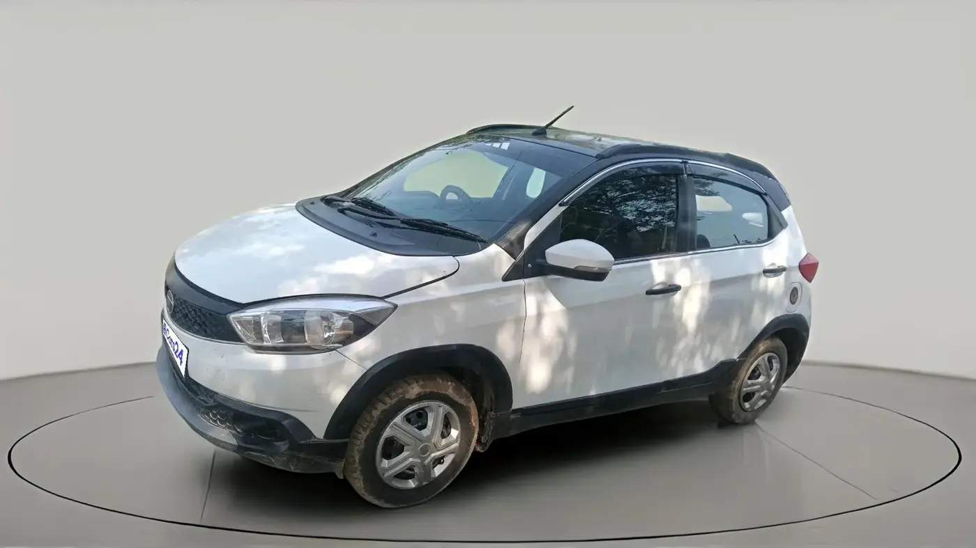 2018 Tata TIAGO NRG PETROL, Petrol, Manual, 99,654 km, exterior