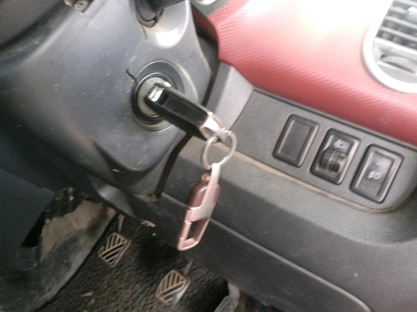 2013 Maruti Ritz VDI, Diesel, Manual, 1,22,720 km, interior