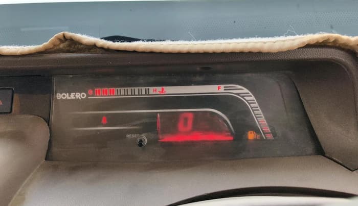 2012 Mahindra Bolero ZLX BS IV, Diesel, Manual, 1,83,002 km, interior