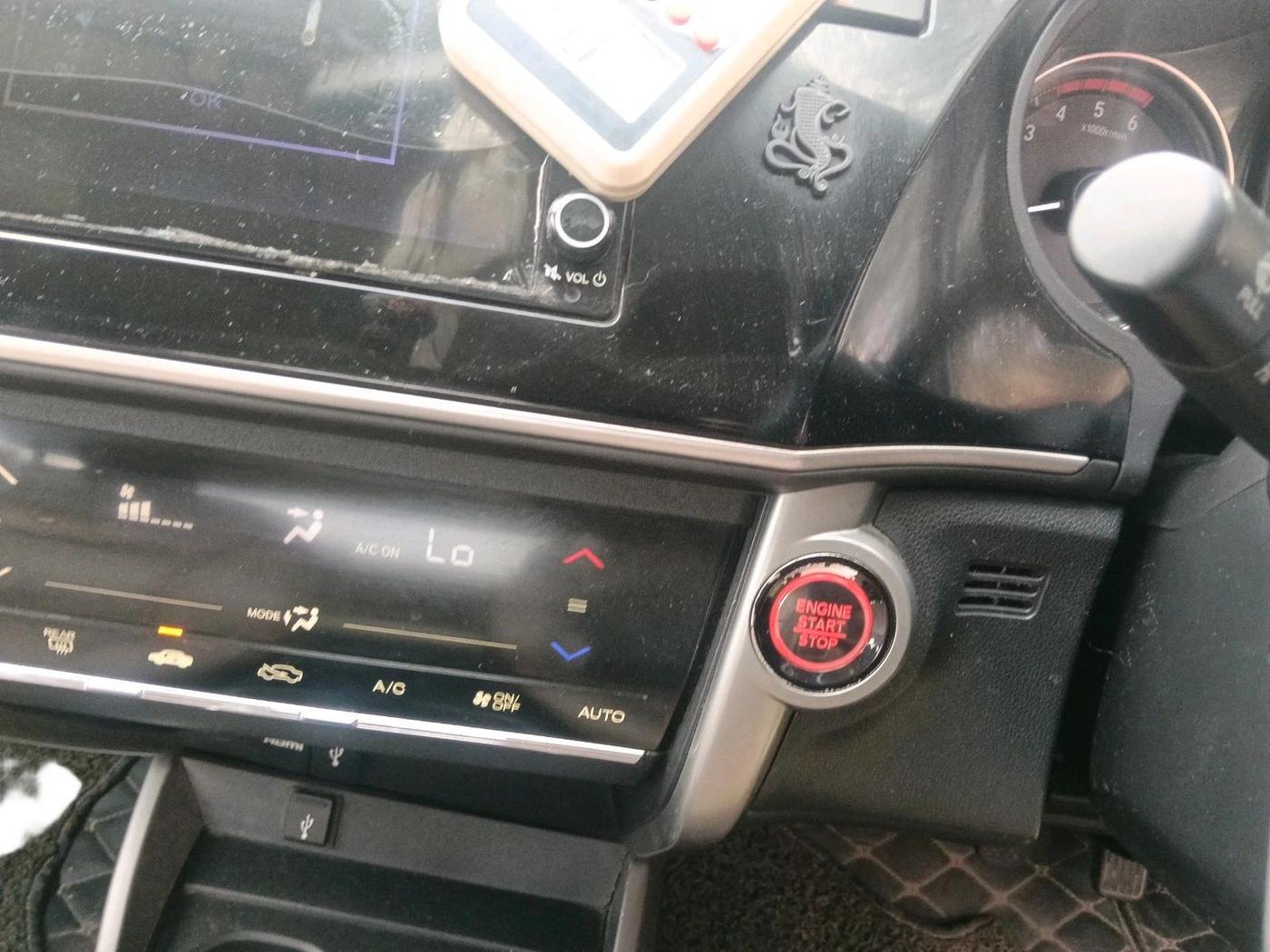 2019 Honda City 1.5L I-DTEC V, Diesel, Manual, 1,61,471 km, interior