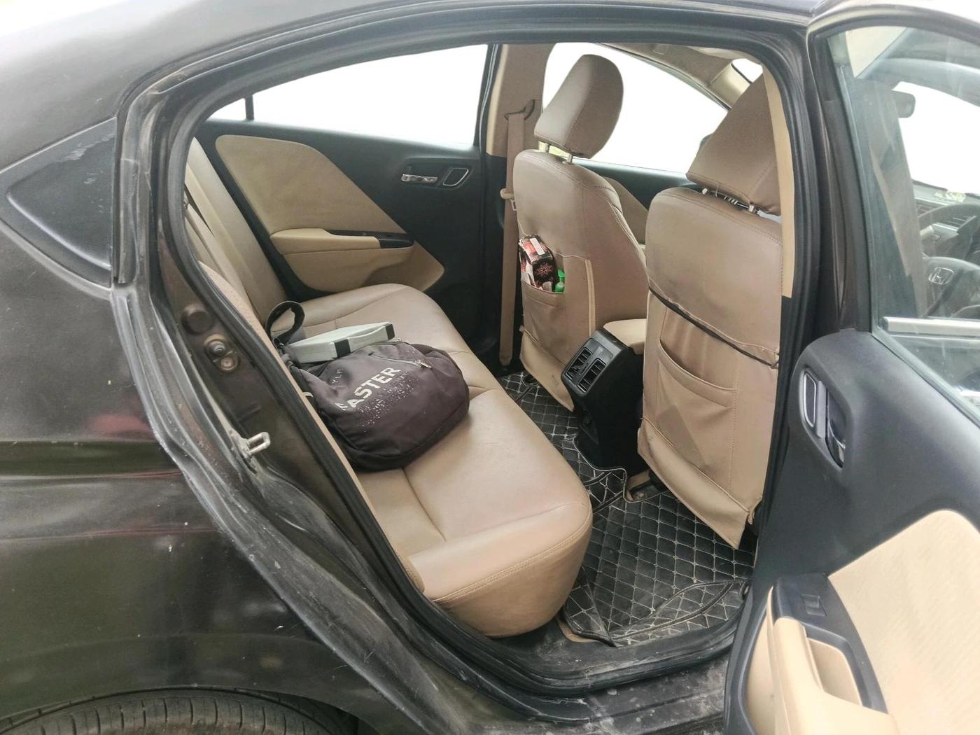2019 Honda City 1.5L I-DTEC V, Diesel, Manual, 1,61,471 km, interior