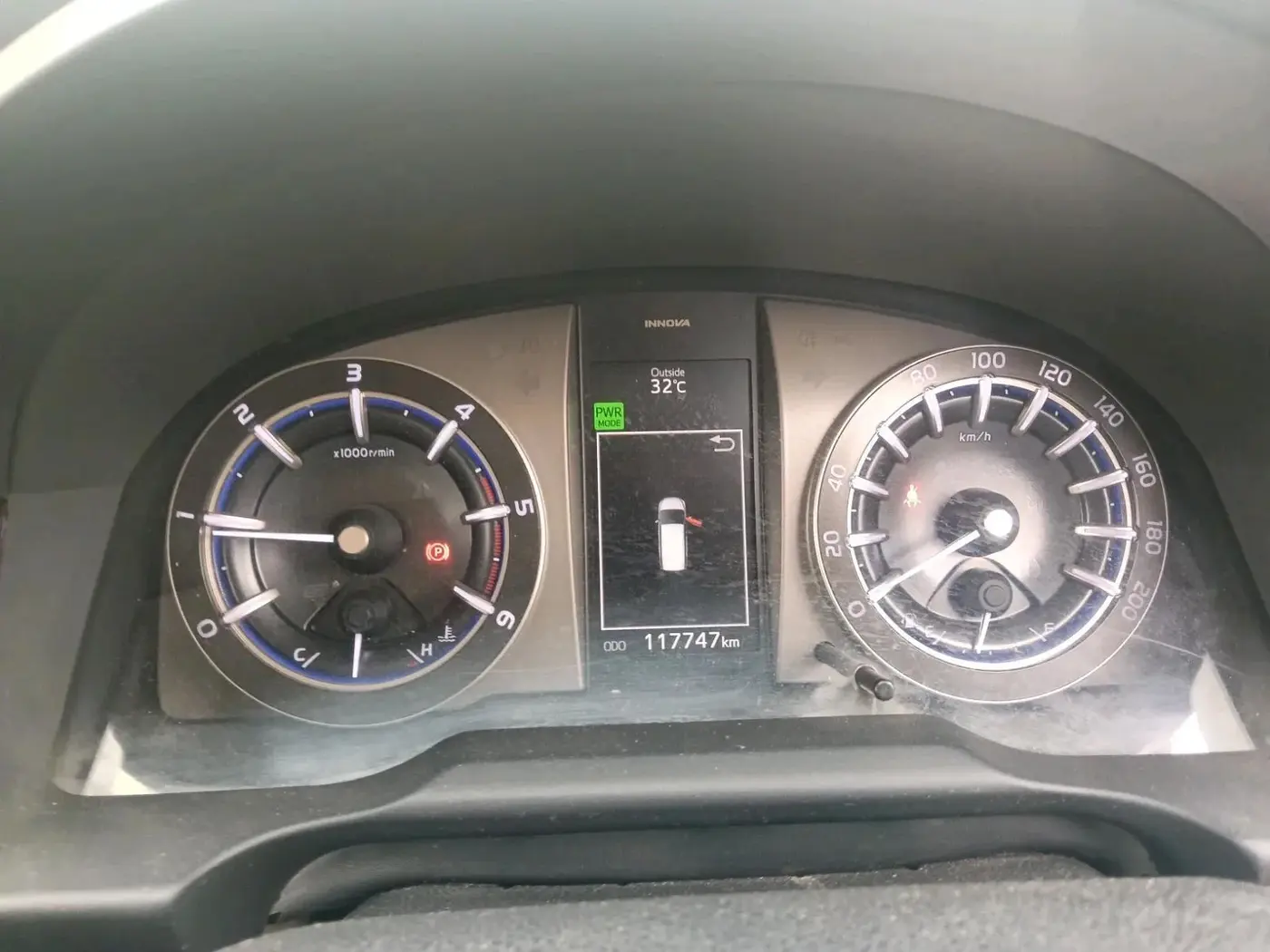2018 Toyota Innova Crysta 2.4 ZX 7 STR, Diesel, Manual, 1,17,747 km, interior