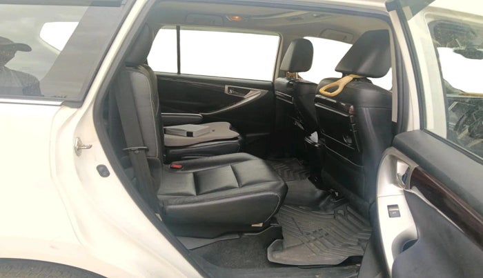 2018 Toyota Innova Crysta 2.4 ZX 7 STR, Diesel, Manual, 1,17,747 km, interior