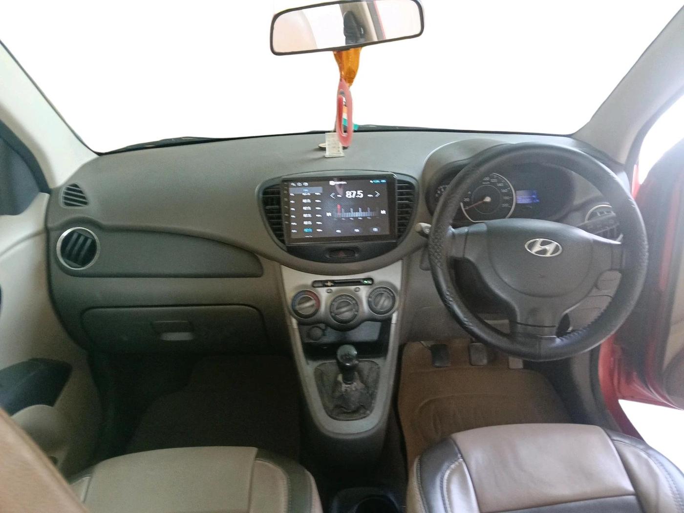 2011 Hyundai i10 MAGNA 1.2, Petrol, Manual, 1,03,820 km, interior