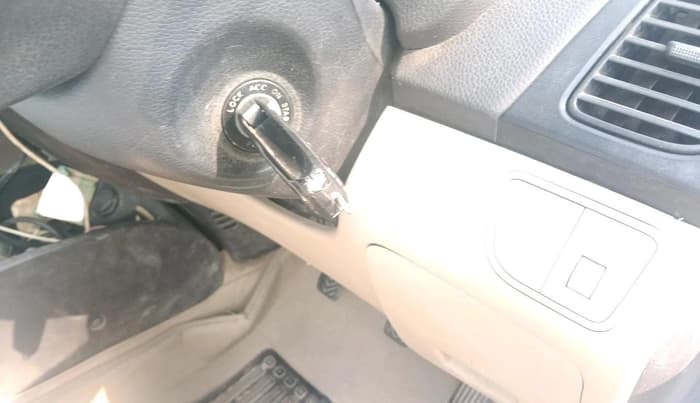 2014 Hyundai Eon MAGNA +, Petrol, Manual, 87,933 km, interior