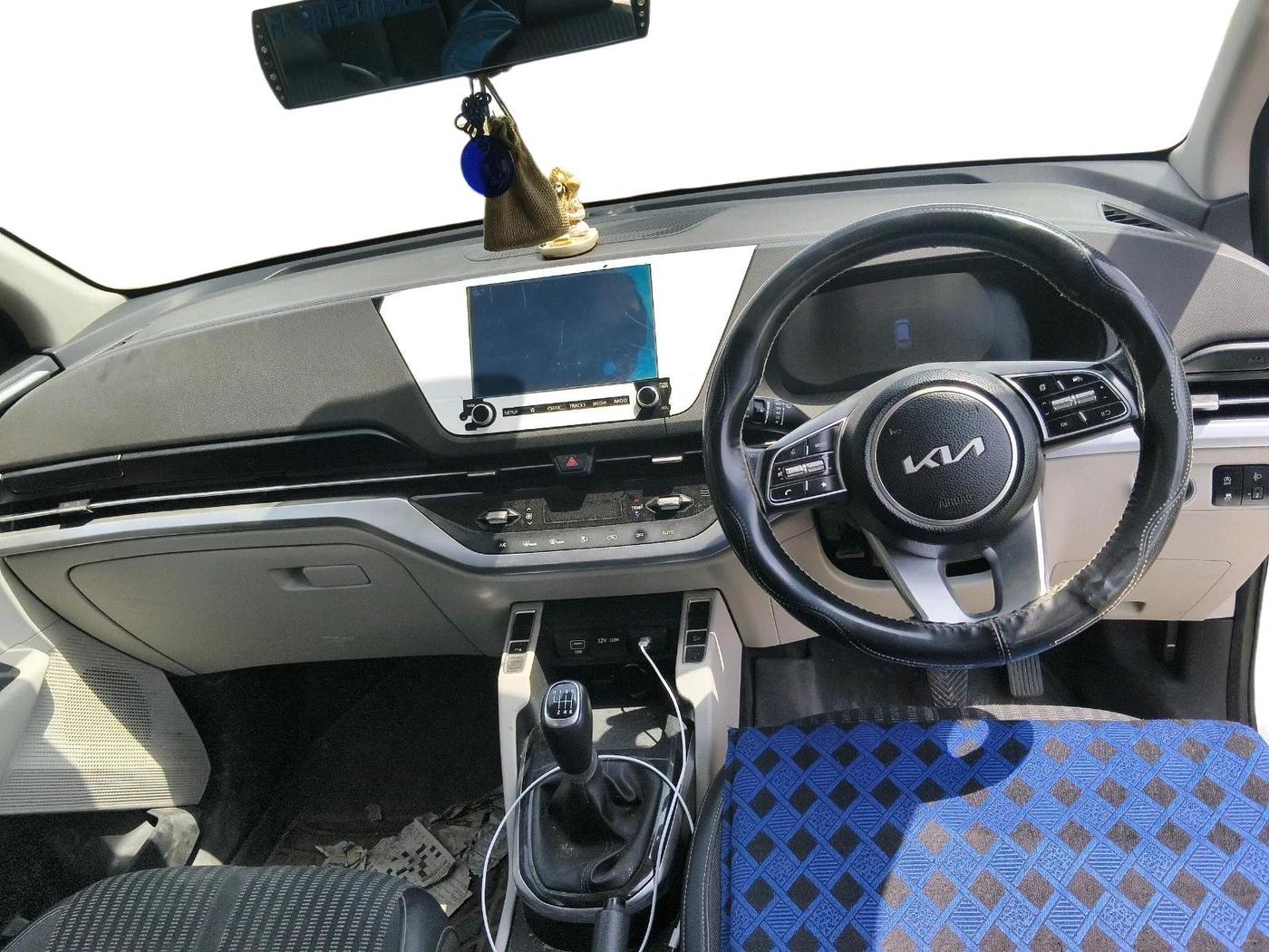 2023 KIA CARENS PRESTIGE PLUS 1.5 IMT DIESEL 7 STR, Diesel, Manual, 73,375 km, interior