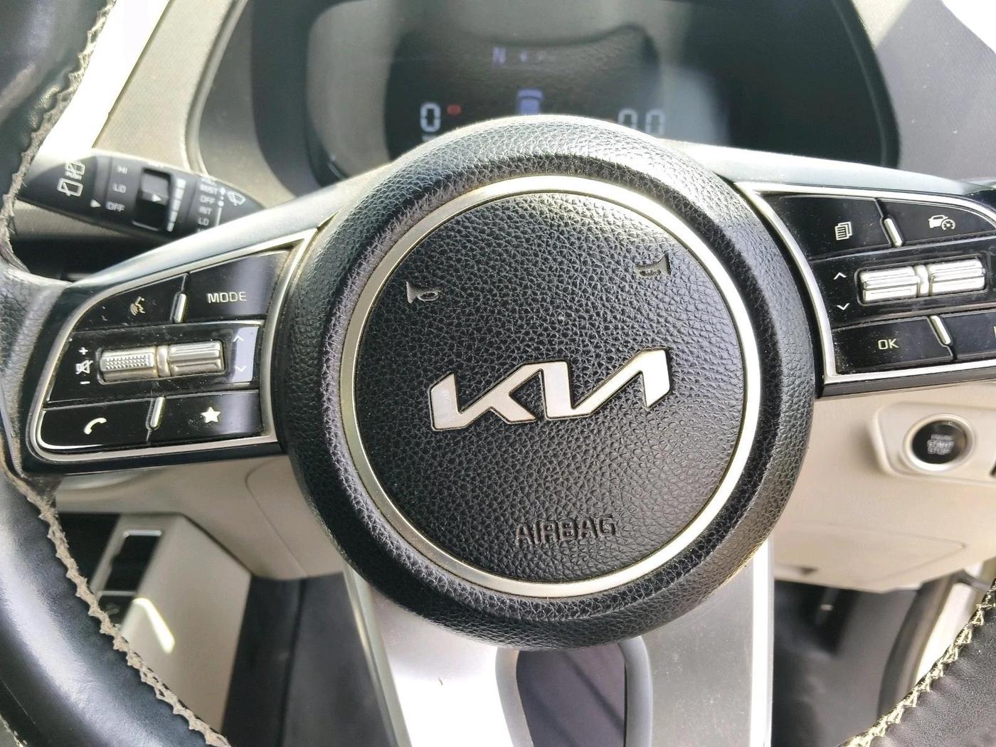 2023 KIA CARENS PRESTIGE PLUS 1.5 IMT DIESEL 7 STR, Diesel, Manual, 73,375 km, interior