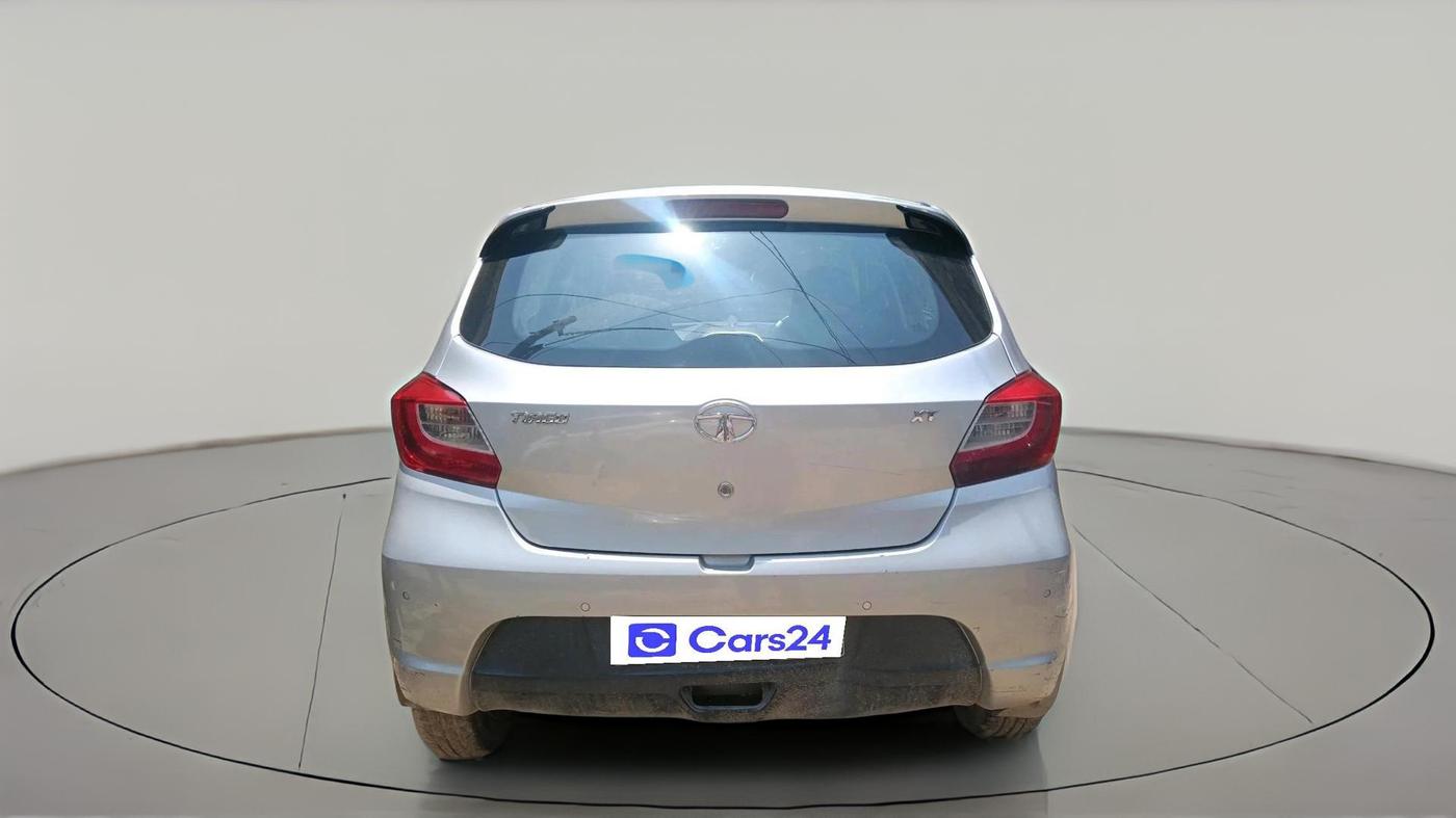 2016 Tata Tiago XT PETROL, Petrol, Manual, 1,27,337 km, exterior