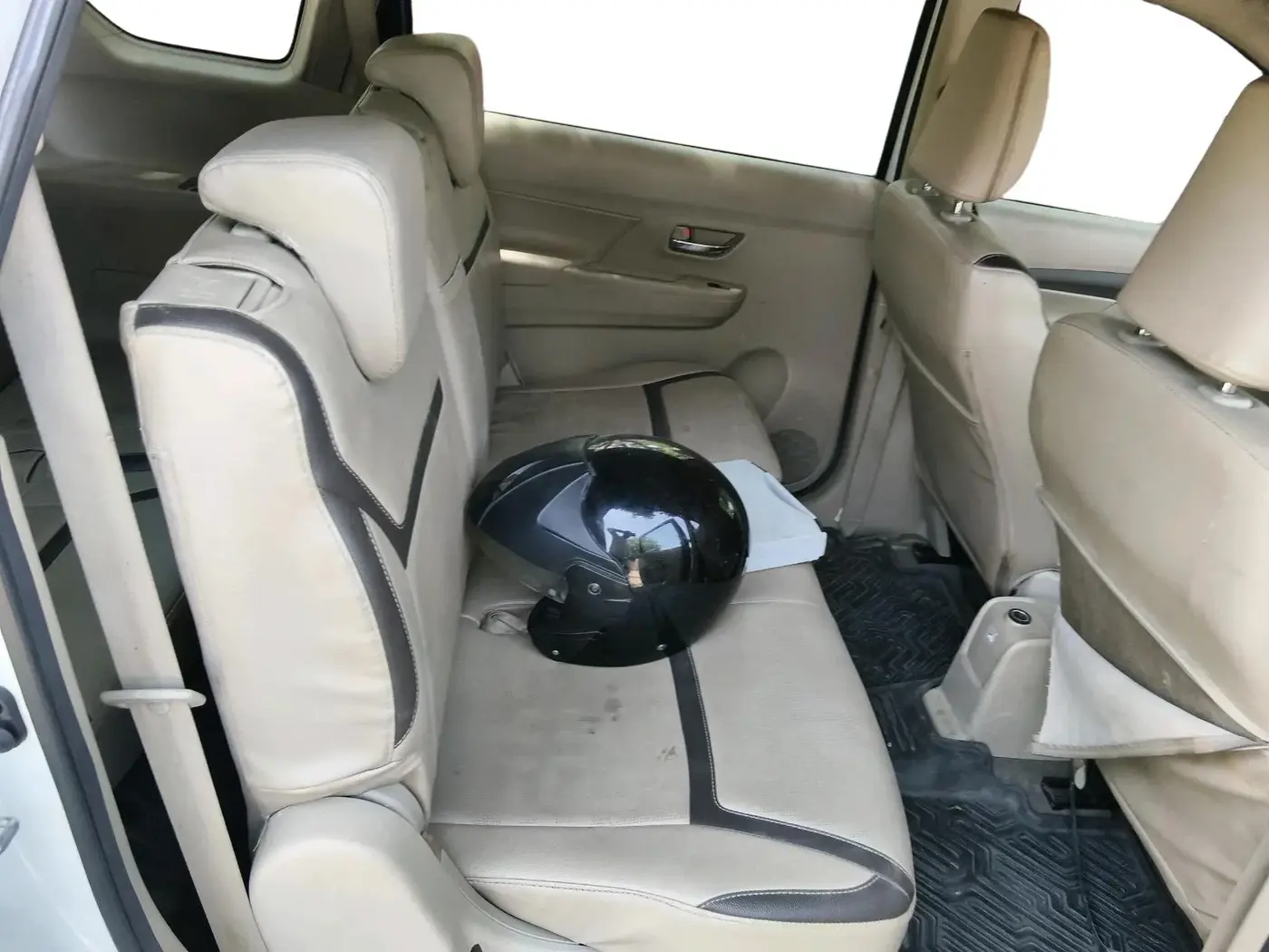2022 Maruti Ertiga   VXI (O) CNG, CNG, Manual, 72,361 km, interior