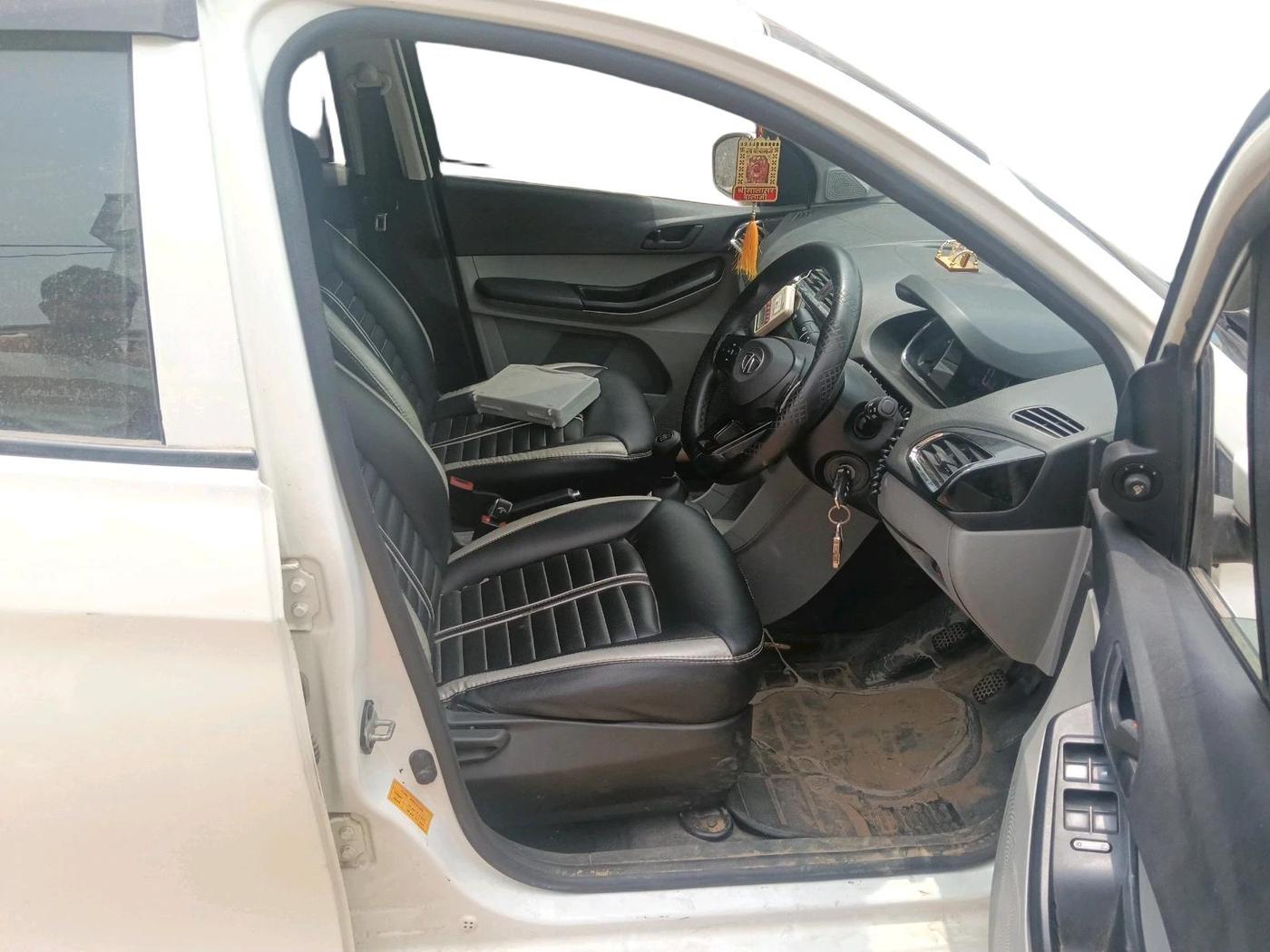 2021 Tata Tiago XT PETROL, Petrol, Manual, 80,874 km, interior