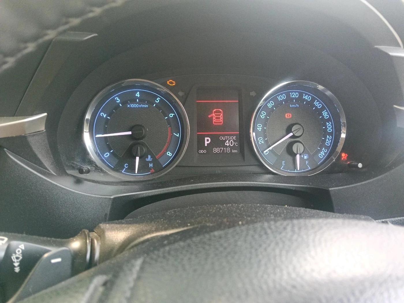 2015 Toyota Corolla petrol, Petrol, Automatic, 88,718 km, interior