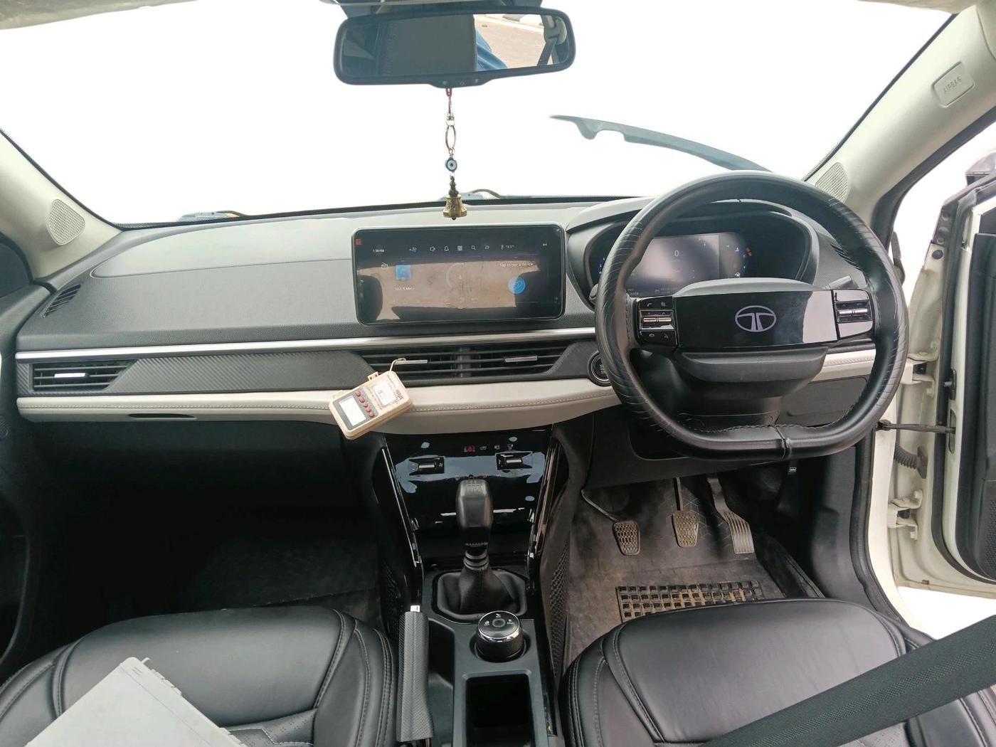 2023 Tata NEXON CREATIVE + SUNROOF 1.2 PETROL, Petrol, Manual, 38,958 km, interior