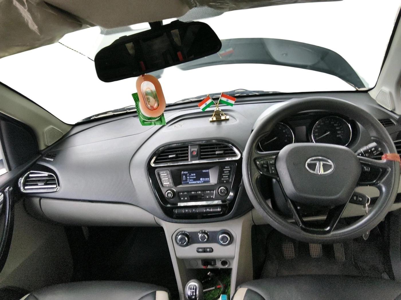 2019 Tata Tiago XZ PETROL, Petrol, Manual, 61,820 km, interior