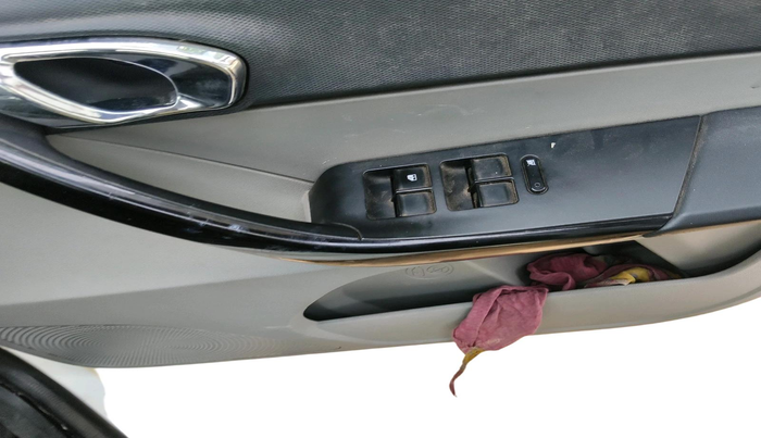 2018 Tata Tiago XZA PETROL, Petrol, Automatic, 40,144 km, interior