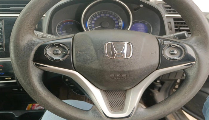 2017 Honda WR-V 1.5L I-DTEC VX MT, Diesel, Manual, 1,35,411 km, interior