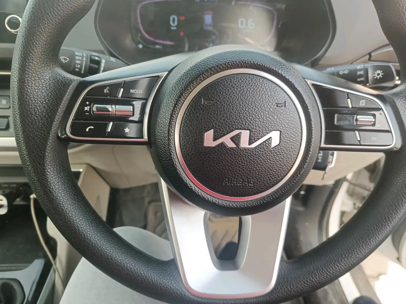 2024 KIA CARENS Prestige 1.5 Turbo Petrol IMT 7 STR, Petrol, Manual, 29,200 km, interior
