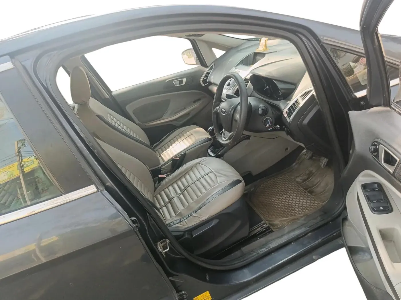 2013 Ford Ecosport TREND 1.5L DIESEL, Diesel, Manual, 80,186 km, interior