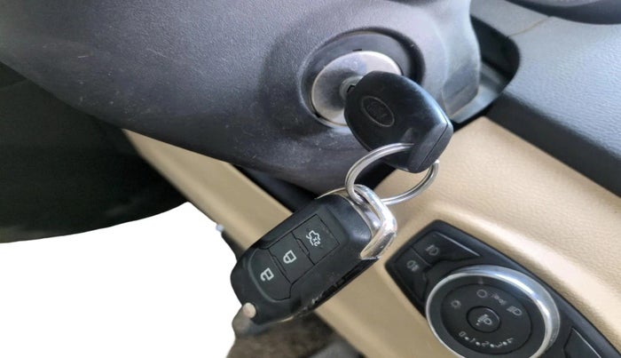 2016 Ford Figo Aspire TITANIUM1.5 DIESEL, Diesel, Manual, 1,25,618 km, interior