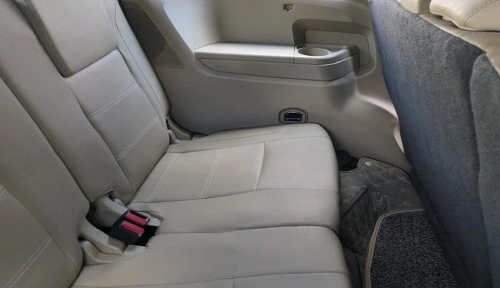 2017 Ford Endeavour TITANIUM 3.2 4X4 AT, Diesel, Automatic, 66,409 km, interior