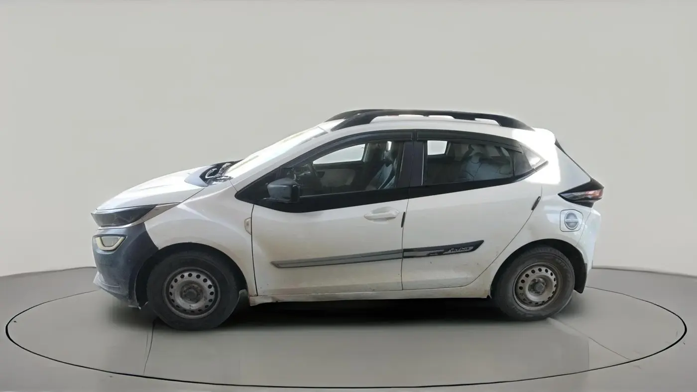 2021 Tata ALTROZ XE PETROL, Petrol, Manual, 61,751 km, exterior