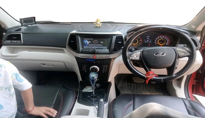 2021 Mahindra XUV300 W6 1.5 DIESEL AMT, Diesel, Automatic, 1,72,201 km, interior