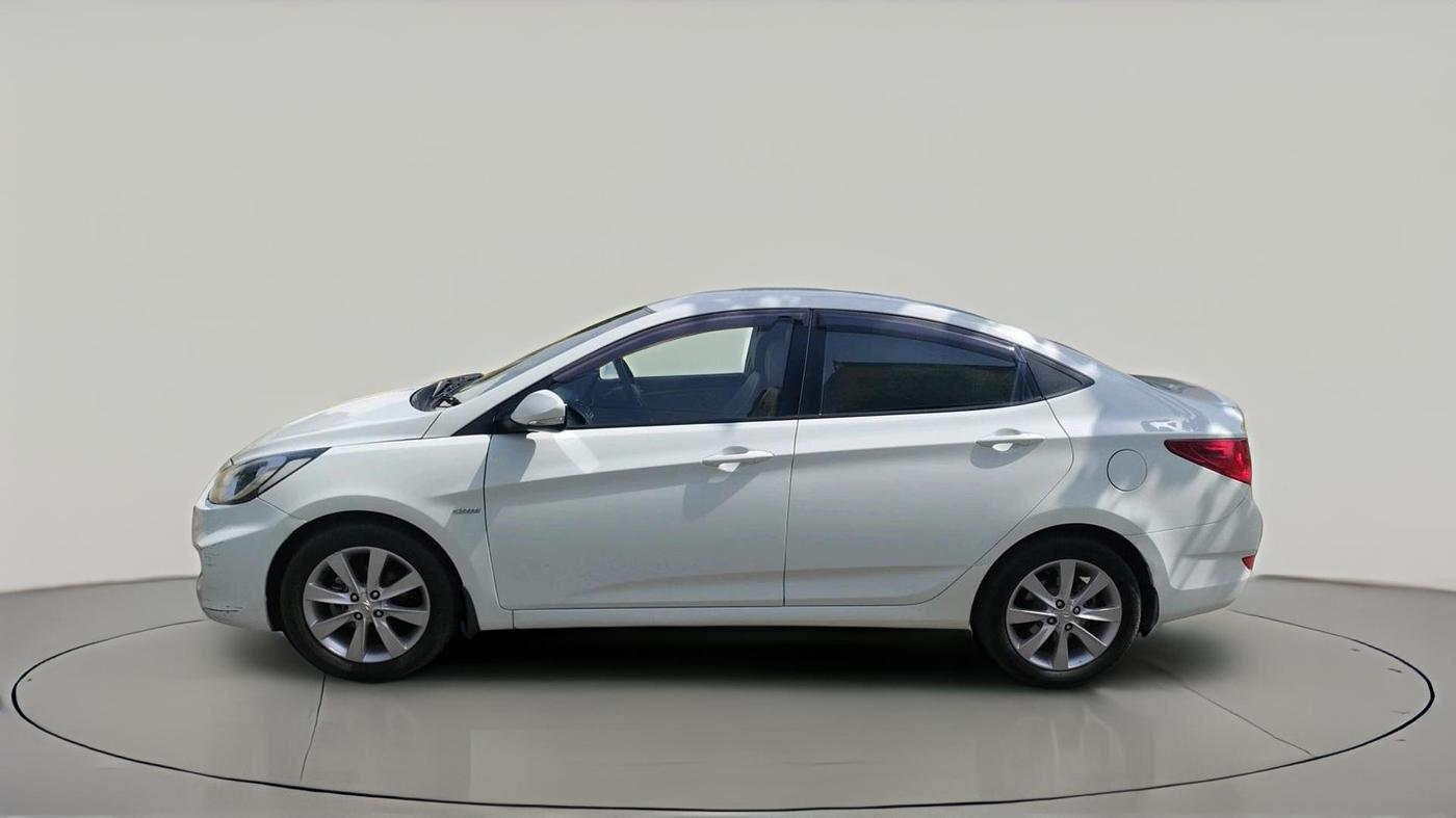 2012 Hyundai Verna FLUIDIC 1.6 CRDI SX, Diesel, Manual, 93,930 km, exterior
