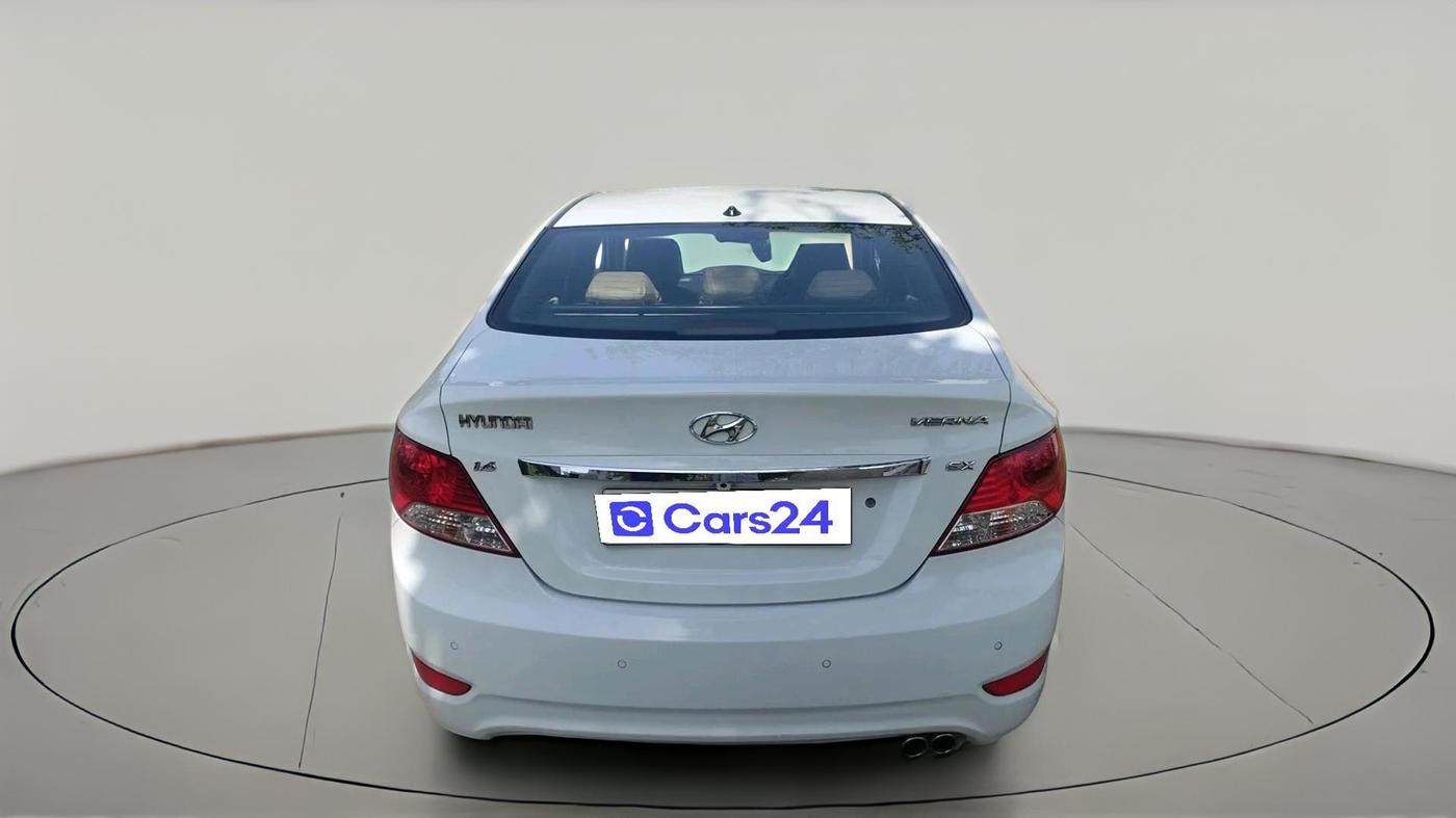 2012 Hyundai Verna FLUIDIC 1.6 CRDI SX, Diesel, Manual, 93,930 km, exterior