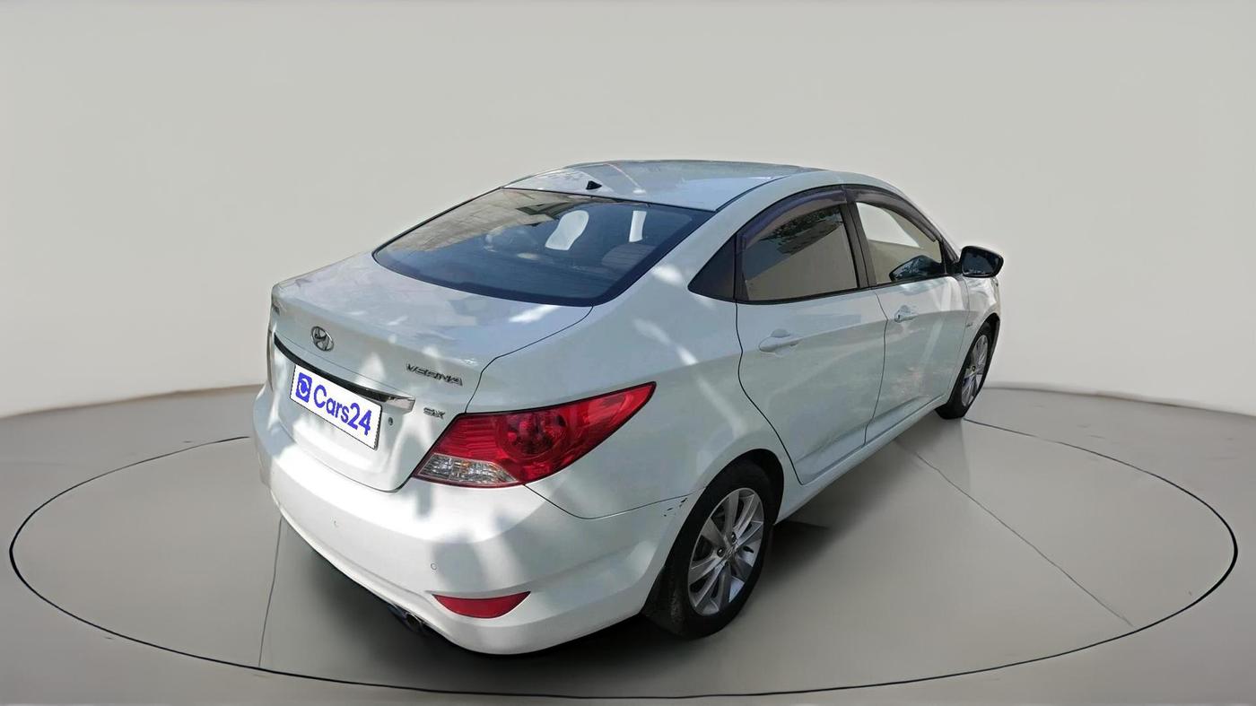 2012 Hyundai Verna FLUIDIC 1.6 CRDI SX, Diesel, Manual, 93,930 km, exterior