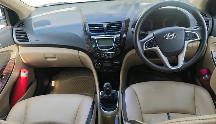 2012 Hyundai Verna FLUIDIC 1.6 CRDI SX, Diesel, Manual, 92,758 km, interior