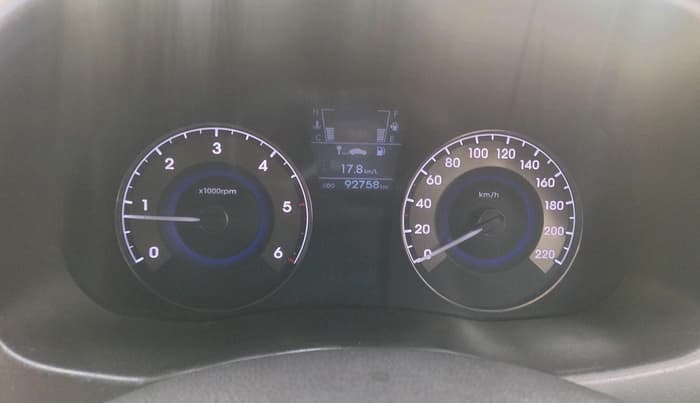 2012 Hyundai Verna FLUIDIC 1.6 CRDI SX, Diesel, Manual, 92,758 km, interior