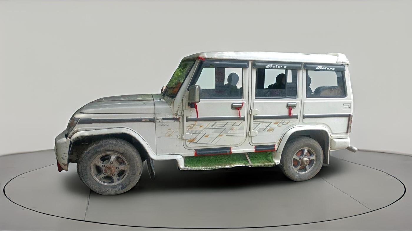 2013 Mahindra Bolero ZLX BS IV, Diesel, Manual, 1,27,689 km, exterior
