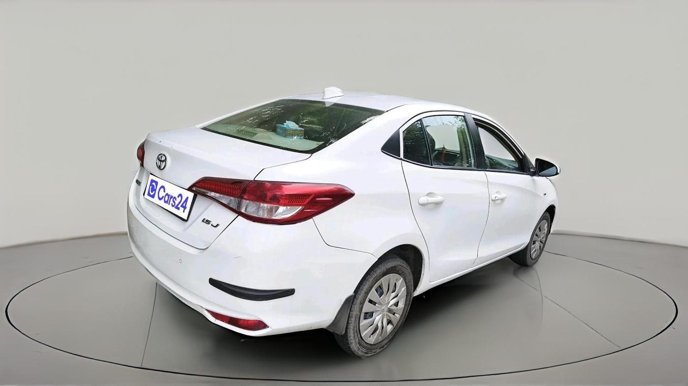 2021 Toyota YARIS J MT, Petrol, Manual, 81,843 km, exterior