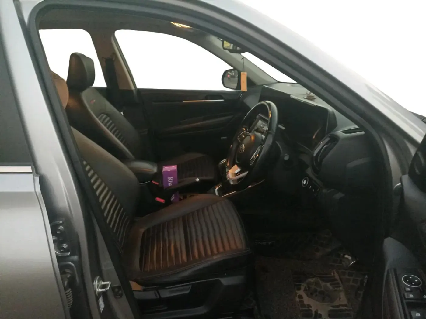 2021 KIA SONET GTX PLUS 1.0 IMT, Petrol, Manual, 1,05,303 km, interior