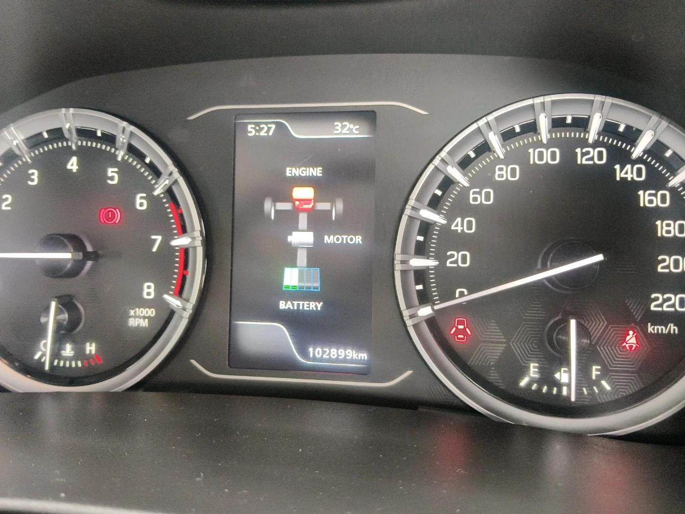2022 Maruti Grand Vitara ALPHA SMART HYBRID, Petrol, Manual, 1,02,899 km, interior