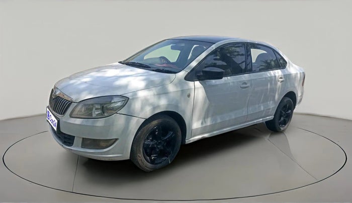 2013 Skoda Rapid ELEGANCE 1.6 TDI CR MT, Diesel, Manual, 1,95,093 km, exterior