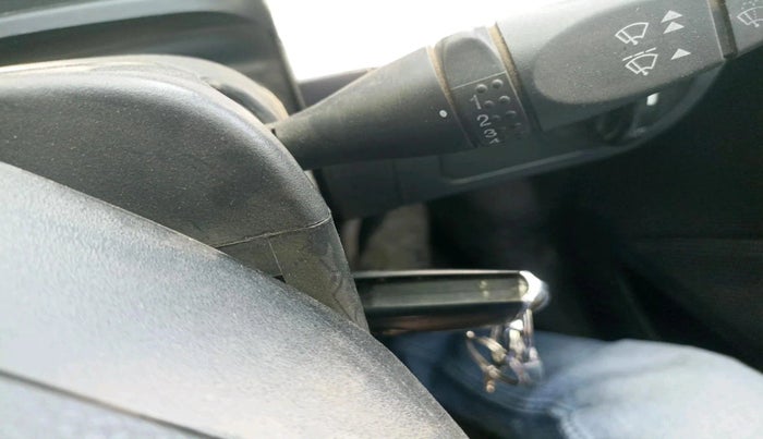 2011 Ford Figo TITANIUM 1.4 DIESEL, Diesel, Manual, 1,07,519 km, interior