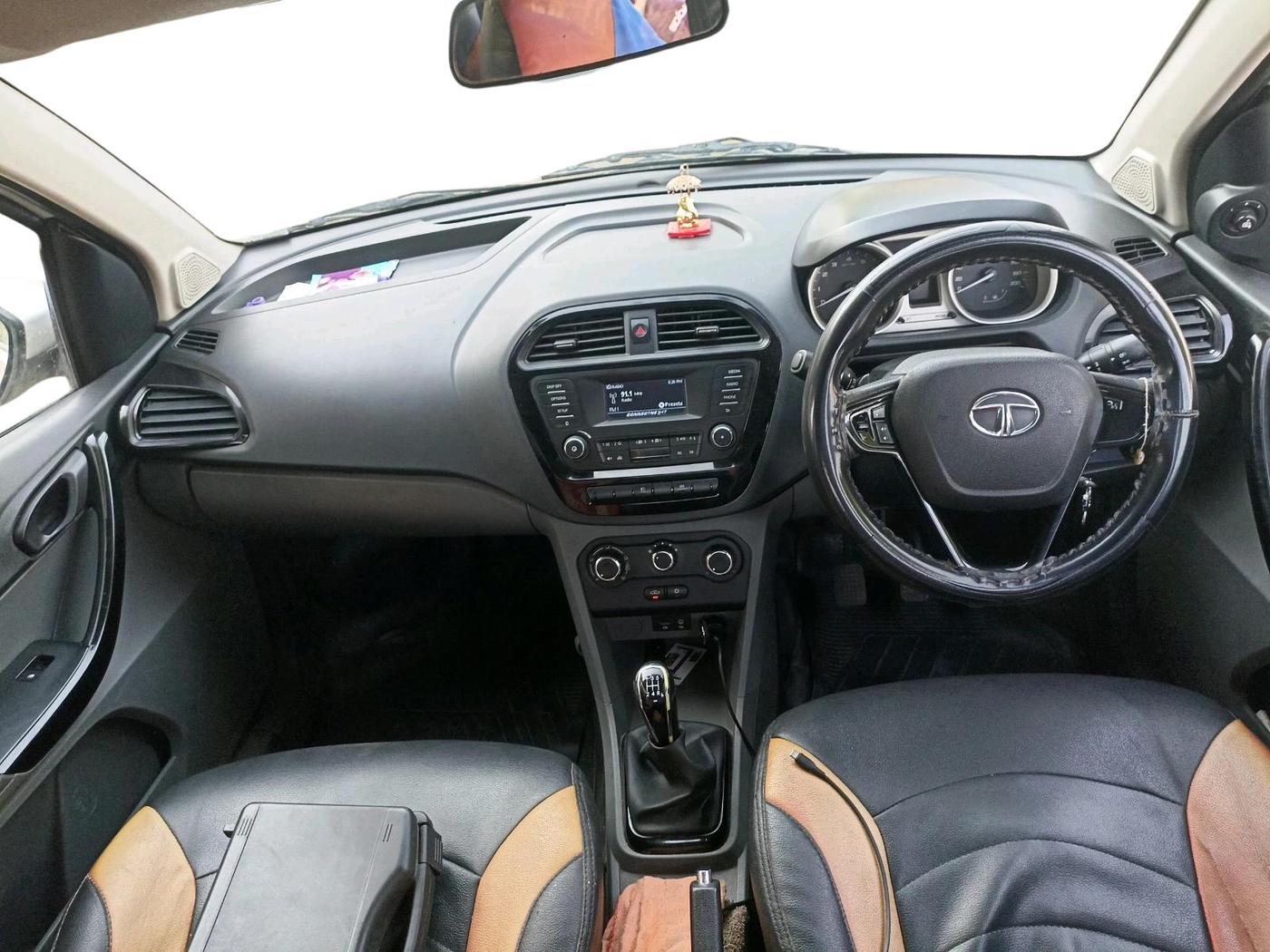 2017 Tata TIGOR XT PETROL, Petrol, Manual, 85,624 km, interior