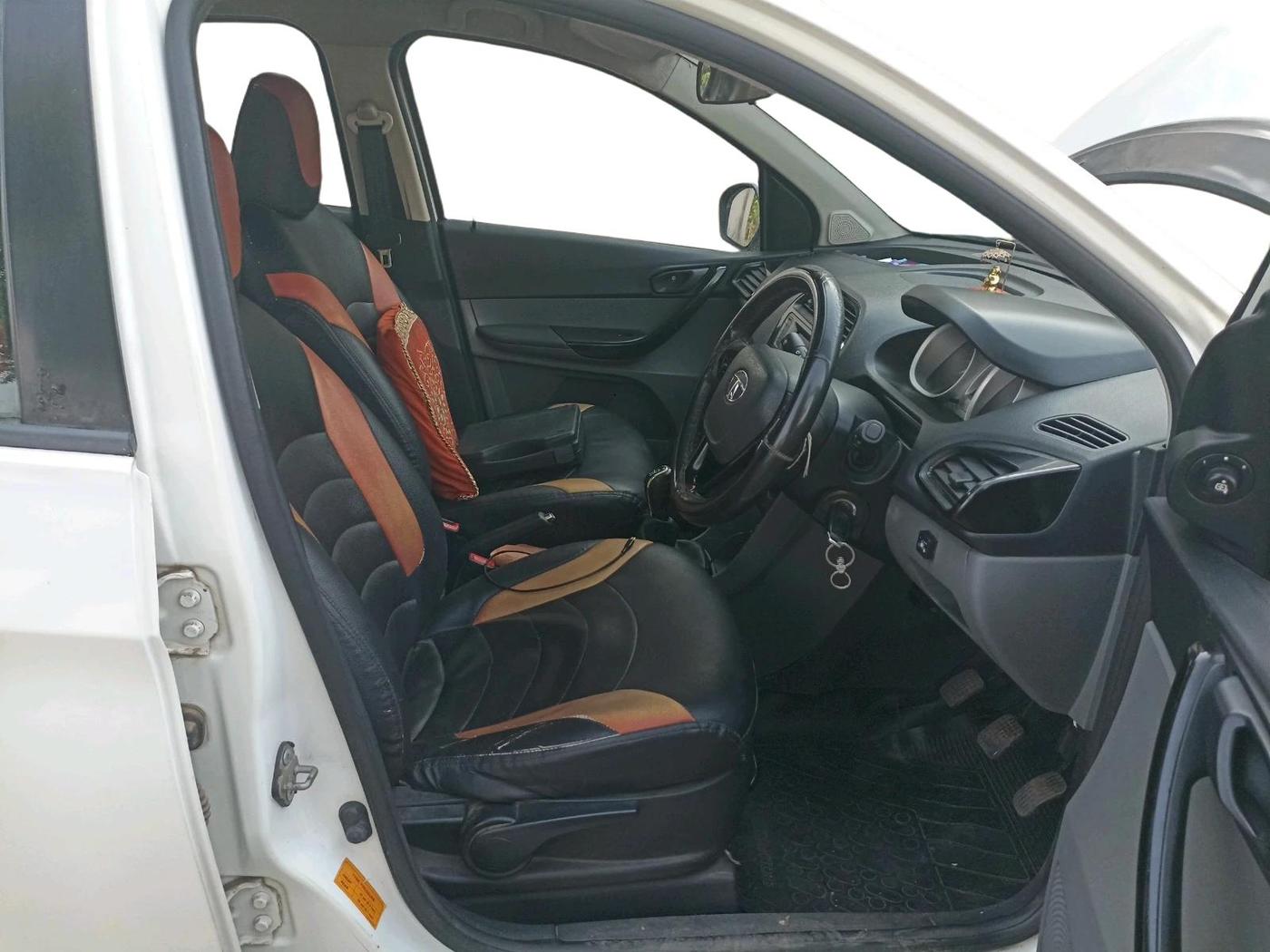 2017 Tata TIGOR XT PETROL, Petrol, Manual, 85,624 km, interior