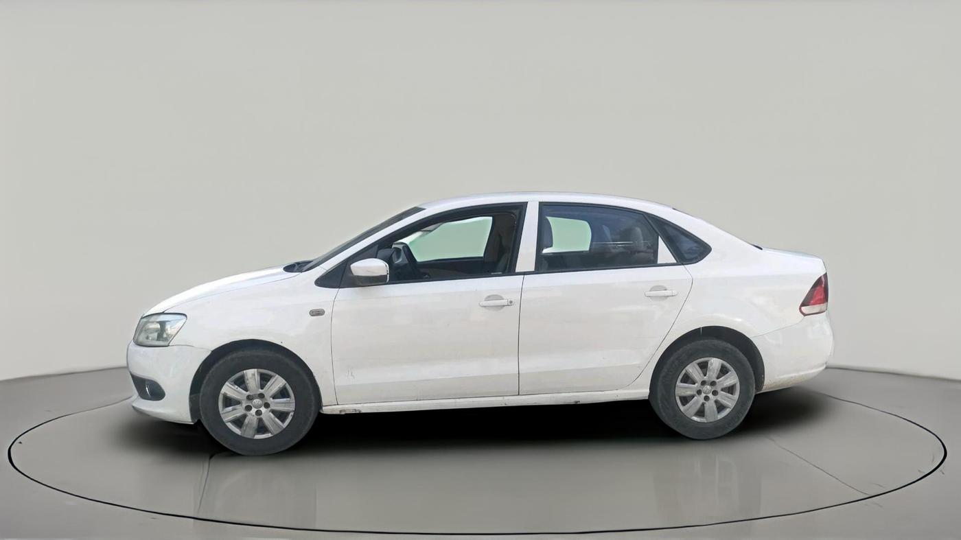 2011 Volkswagen Vento TRENDLINE DIESEL 1.6, Diesel, Manual, 1,00,000 km, exterior
