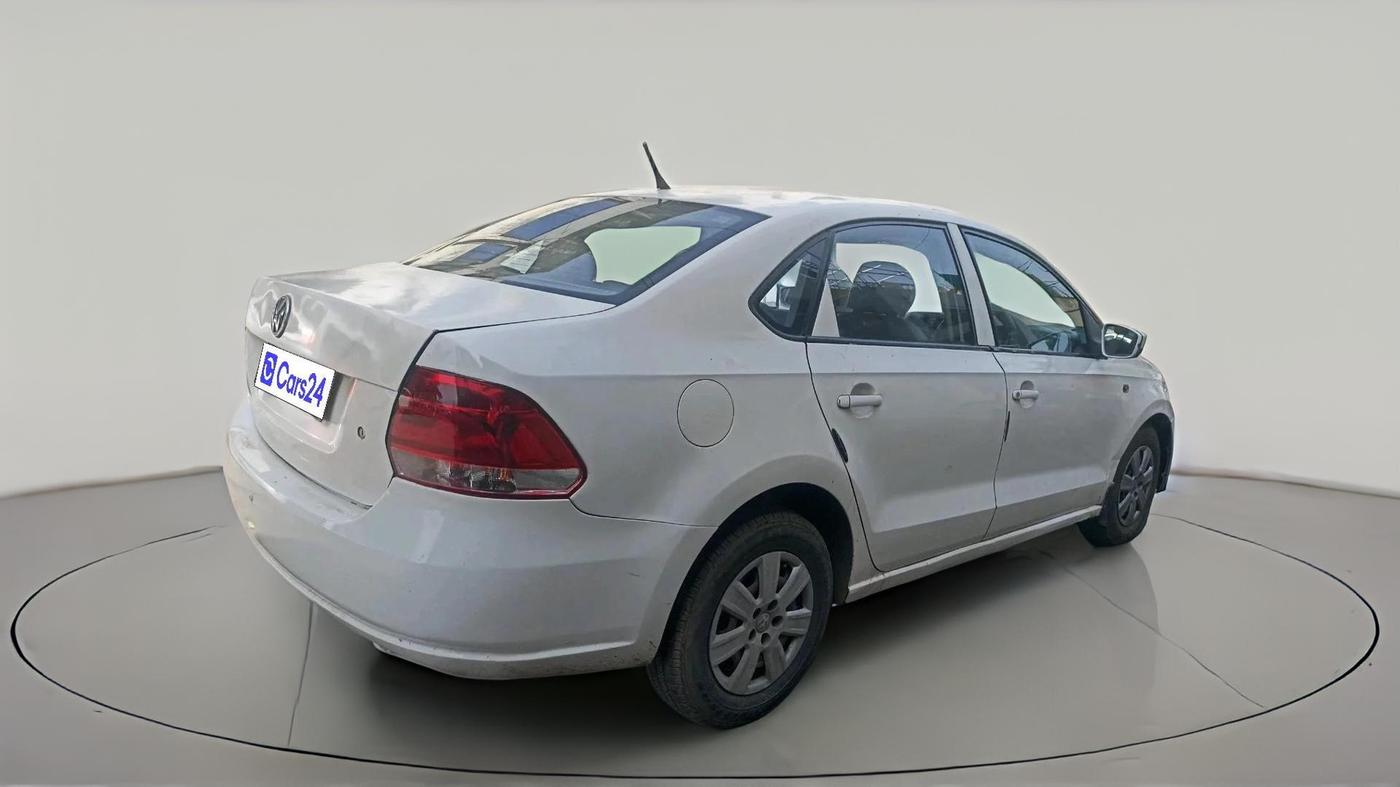 2011 Volkswagen Vento TRENDLINE DIESEL 1.6, Diesel, Manual, 1,00,000 km, exterior