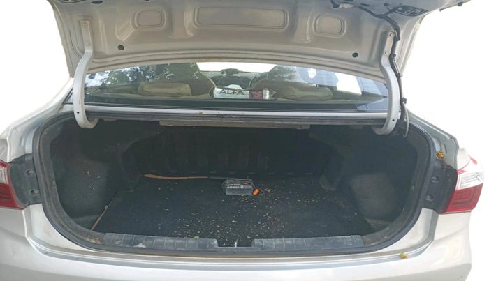 2018 Hyundai Xcent S AT 1.2, Petrol, Automatic, 41,197 km, exterior