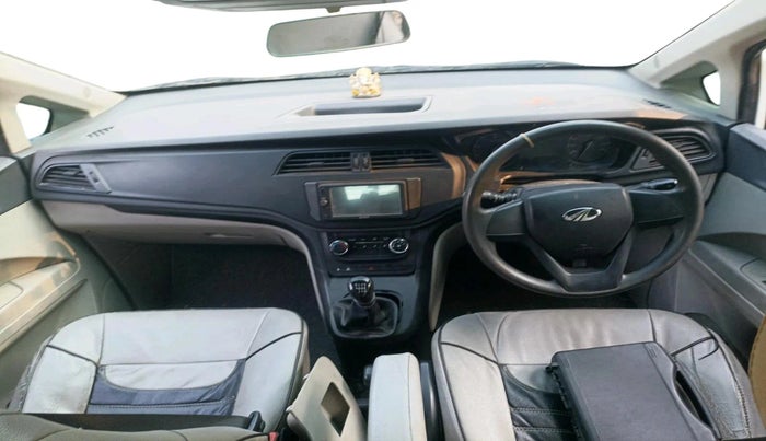 2020 Mahindra MARAZZO M2 8 STR, Diesel, Manual, 85,160 km, interior