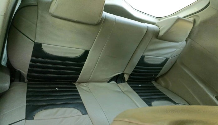 2020 Mahindra MARAZZO M2 8 STR, Diesel, Manual, 85,160 km, interior