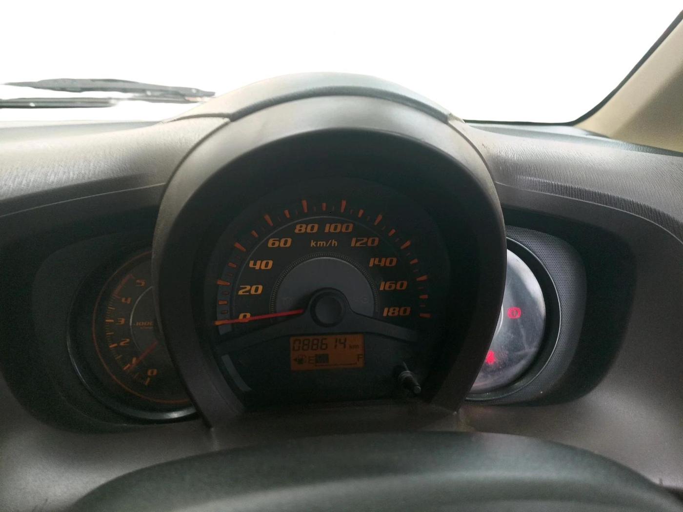 2013 Honda Amaze 1.5L I-DTEC S, Diesel, Manual, 88,614 km, interior